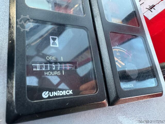 Vierwegestapler Combilift C6000/Wide positioner/ Only 3157 hours !