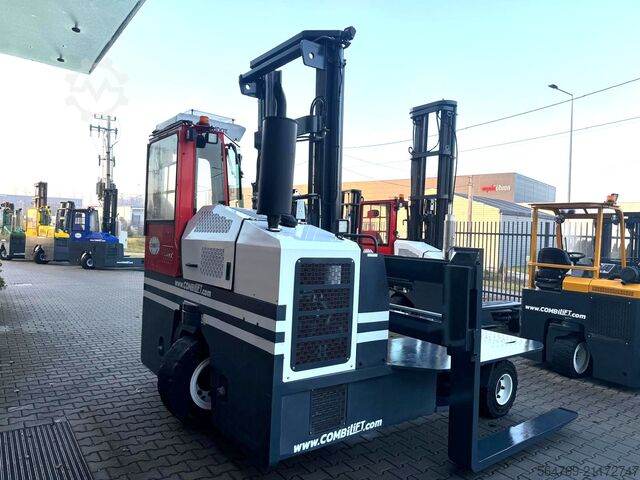 Vierwegestapler Combilift C6000/Wide positioner/ Only 3157 hours !