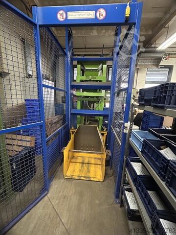 Mit Hebevorrichtung und Waage Sortieranlage 