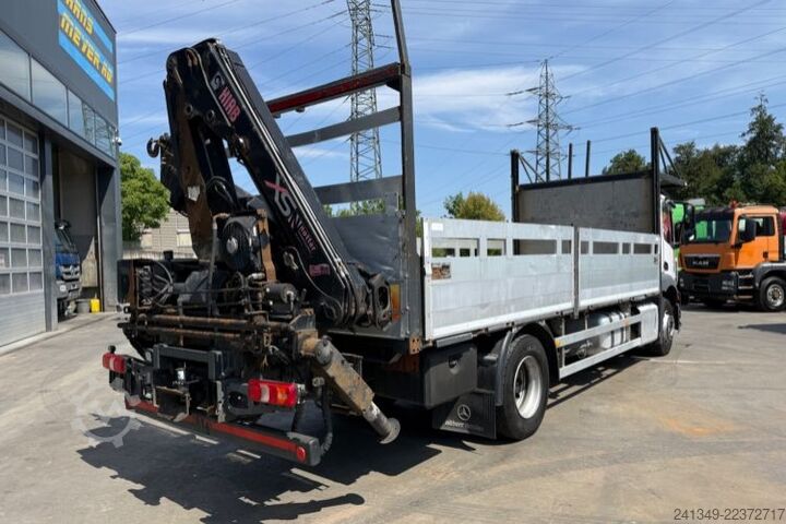 Autokran MERCEDES-BENZ Antos 1836 4x2 Hiab 122-4