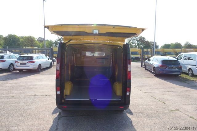 Panel van renault Trafic dCi 120 L2H1 3,0t Komfort