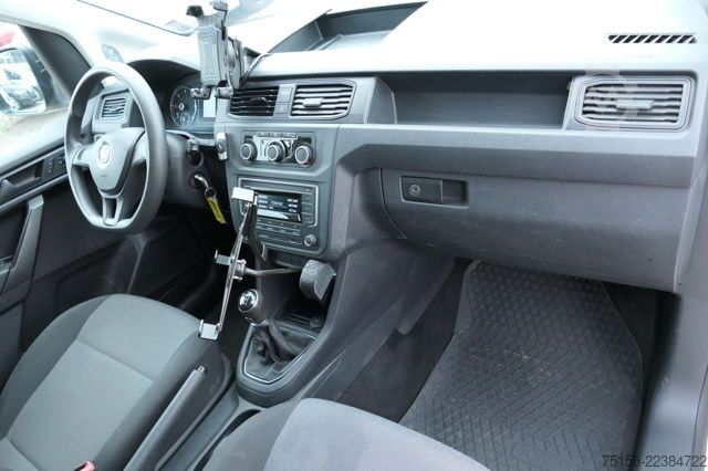 Panel van Volkswagen Caddy 2.0 TDI 4Motion Klima AHK Tempomat Werkstatteinbauten COC