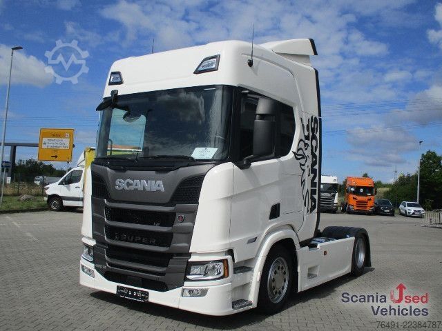 Standard tractor unit Scania R 460 A4x2EB / Navi / Standklima