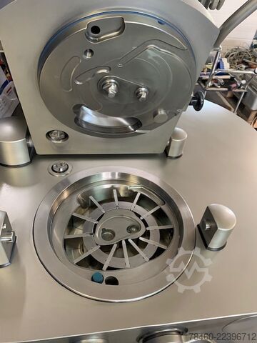 Meat processing machine Handtmann VF-830