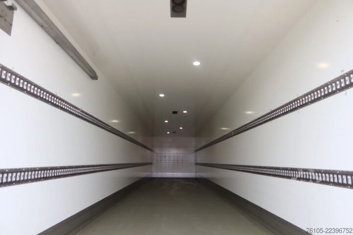 Standard tractor MAN TGM 15.290 Trekker + Heiwo city trailer geisole...
