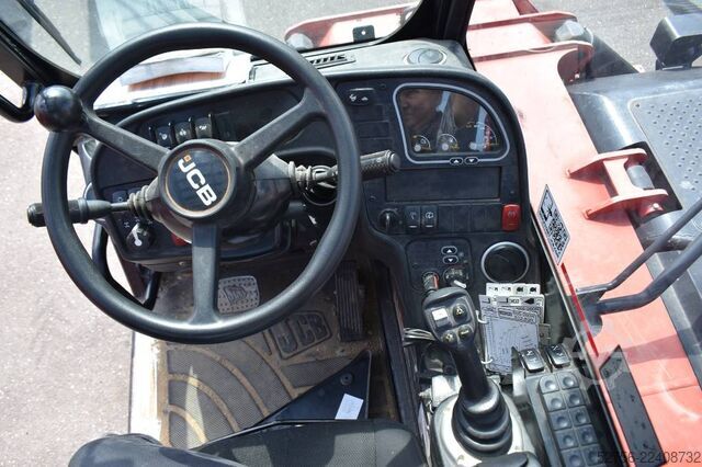 Teleskoplader JCB 555P260R