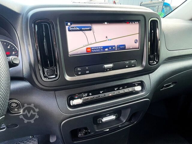Passenger bus Mercedes-Benz Vito *9zitpl*AHK2,5t*Navi*Airco*Zetelverwarming...
