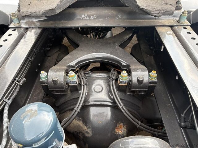 Standard tractor MAN TGX 18.470 + EURO 6 + STAND AIRCO + DUBBELE TANK