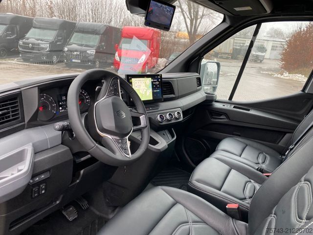 Viehtransporter RENAULT Master STX 3 Sitzer  Haras AUTOM. NEW MODEL 2025
