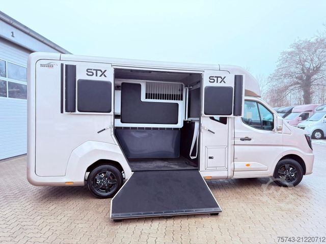 Viehtransporter RENAULT MASTER STX NEW MODELL  2025 5 Sitzer Haras ex. L