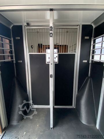 Viehtransporter FORD Transit STX Haras  NEW MODELL. AUTOMATIK