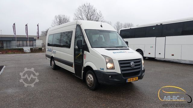Minibus VOLKSWAGEN Crafter 2.5 TDI 23-Sitze
