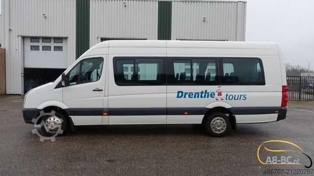 Minibus VOLKSWAGEN Crafter 2.5 TDI 23-Sitze