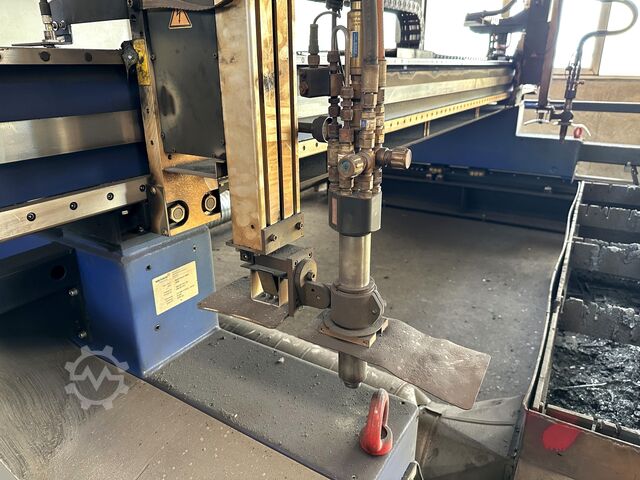 Laserschneidmaschine Messer MultiTherm 4000