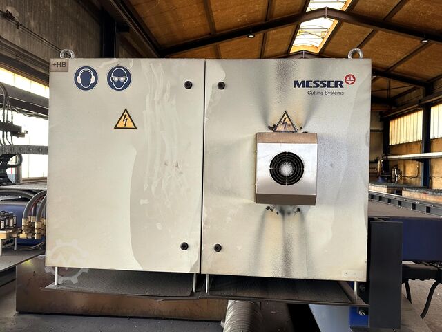 Laserschneidmaschine Messer MultiTherm 4000