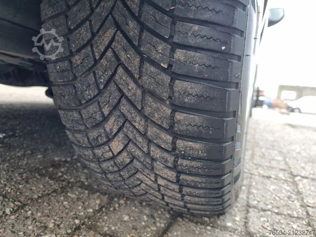 Delivery van Ford Transit Connect L2 1.5 TDCI 100 pk Euro 6