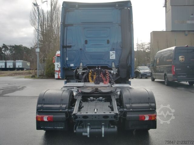 Volumen SZM Mercedes-Benz Actros 1845 LS/NRL Standklima Retarder