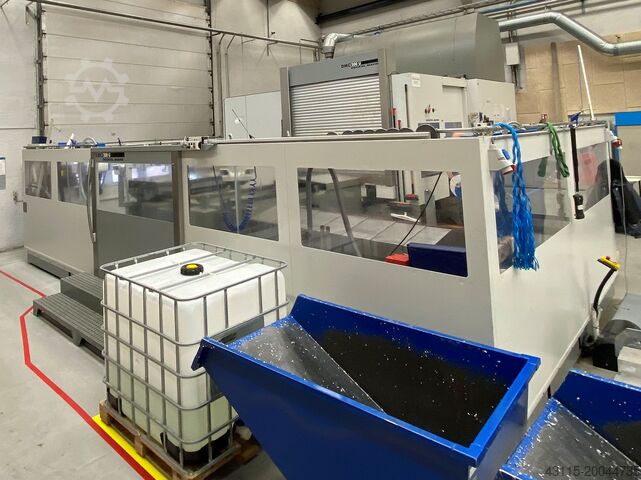 5-axis CNC Universal Machining centre, s Deckel Maho DMC 200 U