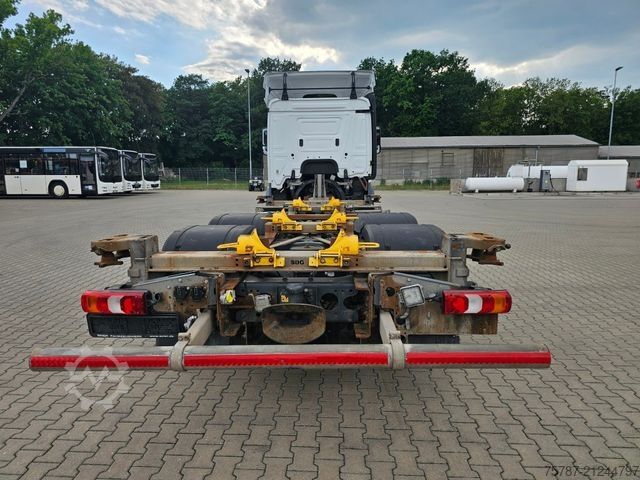 Wechselfahrgestell LKW MERCEDES-BENZ 2545 BDF Twistlook, Klima, Euro 6, 2 x AHK