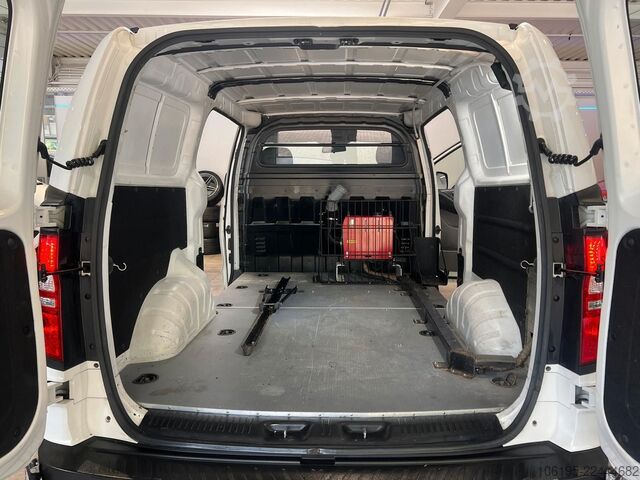 Panel van HYUNDAI H-1  2,5 CRDI Kastenwagen*Garantie*