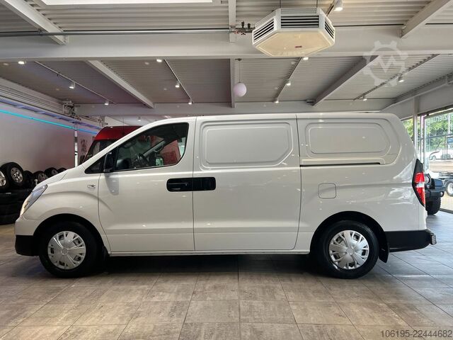 Panel van HYUNDAI H-1  2,5 CRDI Kastenwagen*Garantie*