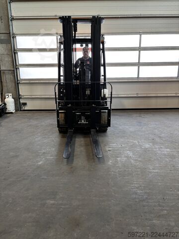 Electric - 3 wheels Bobcat B18NT