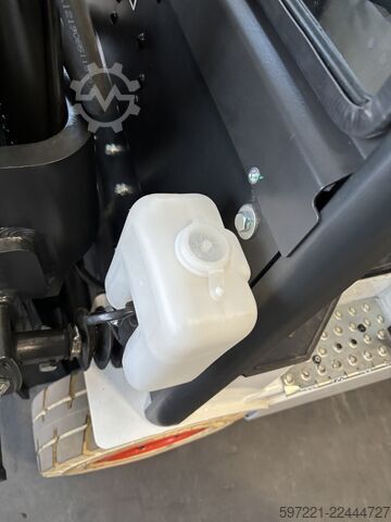 Electric - 3 wheels Bobcat B18NT