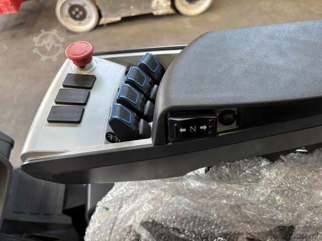 Electric - 3 wheels Bobcat B18NT