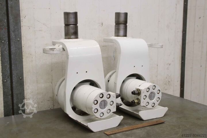 Travel drive axles of the aerial work platform GSL KM 400 HM 400