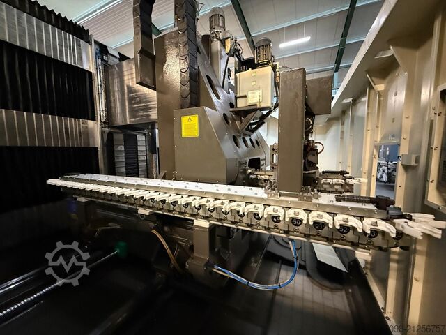 Vertikales Bearbeitungszentrum Hedelius T8-3200 Magnum