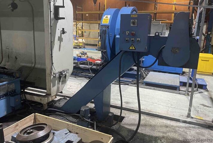 Lathe Hankook 9NC x 4000 (year 2004)
