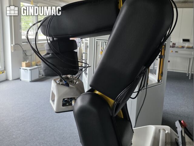 FANUC LR Mate 200iD/7L auf Bosch APAS assistant i6 FANUC LR Mate 200iD/7L auf Bosch APAS assistant i6