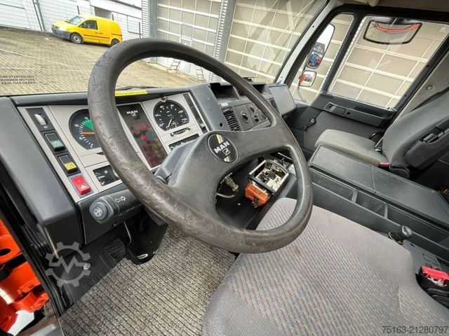 LKW mit Pritsche (offen) MAN L2000 14.224 LAK 4x4 Pritsche Kran Atlaskran+Fun