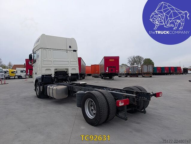 Chassis with cab DAF XF 450
