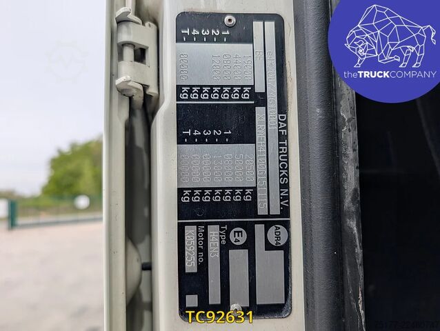 Chassis with cab DAF XF 450