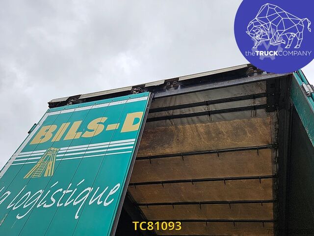 Sliding tarpaulins Schmitz Cargobull 