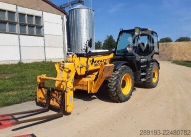 Telescopic forklift JCB 540-140