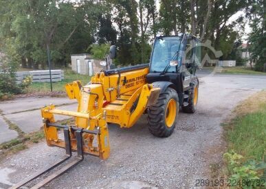 Telescopic forklift JCB 540-140