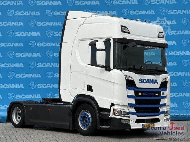 Standard SZM Scania R 450 A4x2EB RETARDER MEGA VOLUME PARK AIRCO