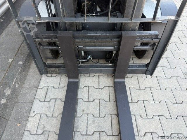 Elektro 4 Rad-Stapler Still RX60-25