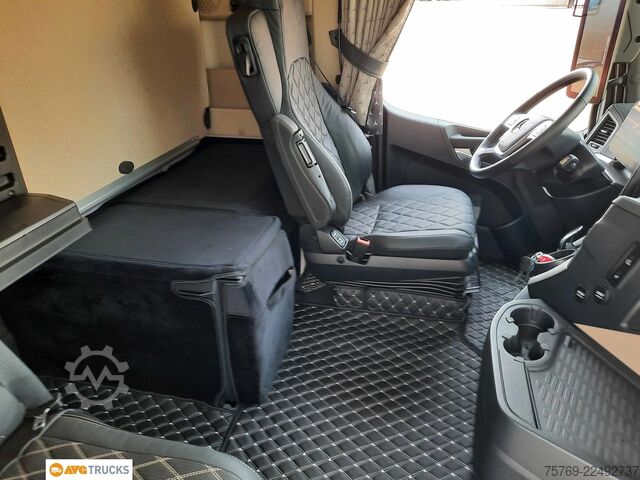 Volumen SZM MERCEDES-BENZ 1853 LS ACTROS L Hubsattelkupplung Leder Alu