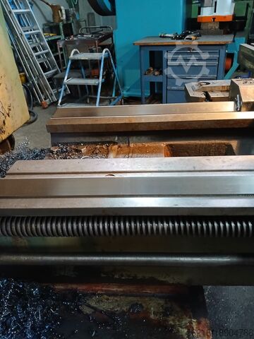 Zentraldrehbank PORĘBA TPK 90 x 4000