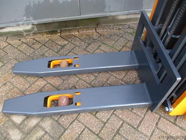 Pallet stacker STILL EGV S14