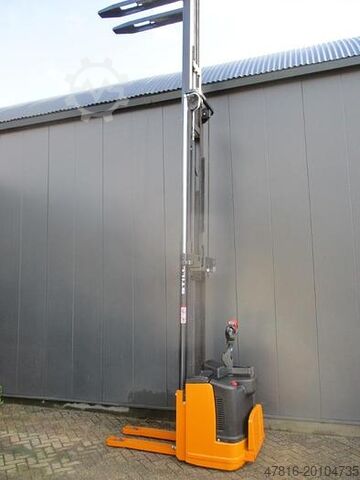 Pallet stacker STILL EGV S14