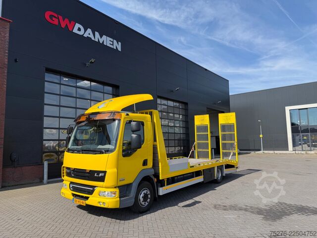 Car carrier van DAF LF 45 Machinetransporter Hydraulic ramps 48.000 km