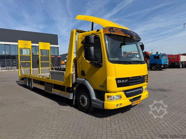 Car carrier van DAF LF 45 Machinetransporter Hydraulic ramps 48.000 km