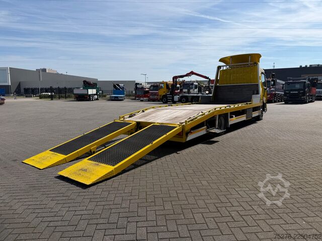 Car carrier van DAF LF 45 Machinetransporter Hydraulic ramps 48.000 km