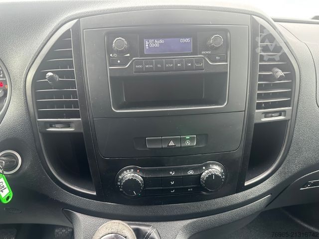 Panel van MERCEDES-BENZ Vito 110 LANG 6G KLIMA TEMPOMAT 3-SITZER PDC AHK