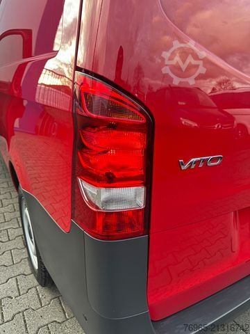 Panel van MERCEDES-BENZ Vito 110 LANG 6G KLIMA TEMPOMAT 3-SITZER PDC AHK