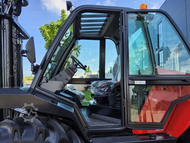 All-terrain forklift Manitou M 30-4